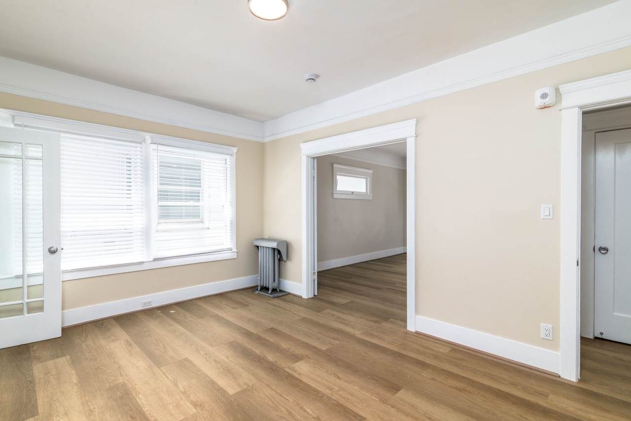 1955 LEAVENWORTH Street