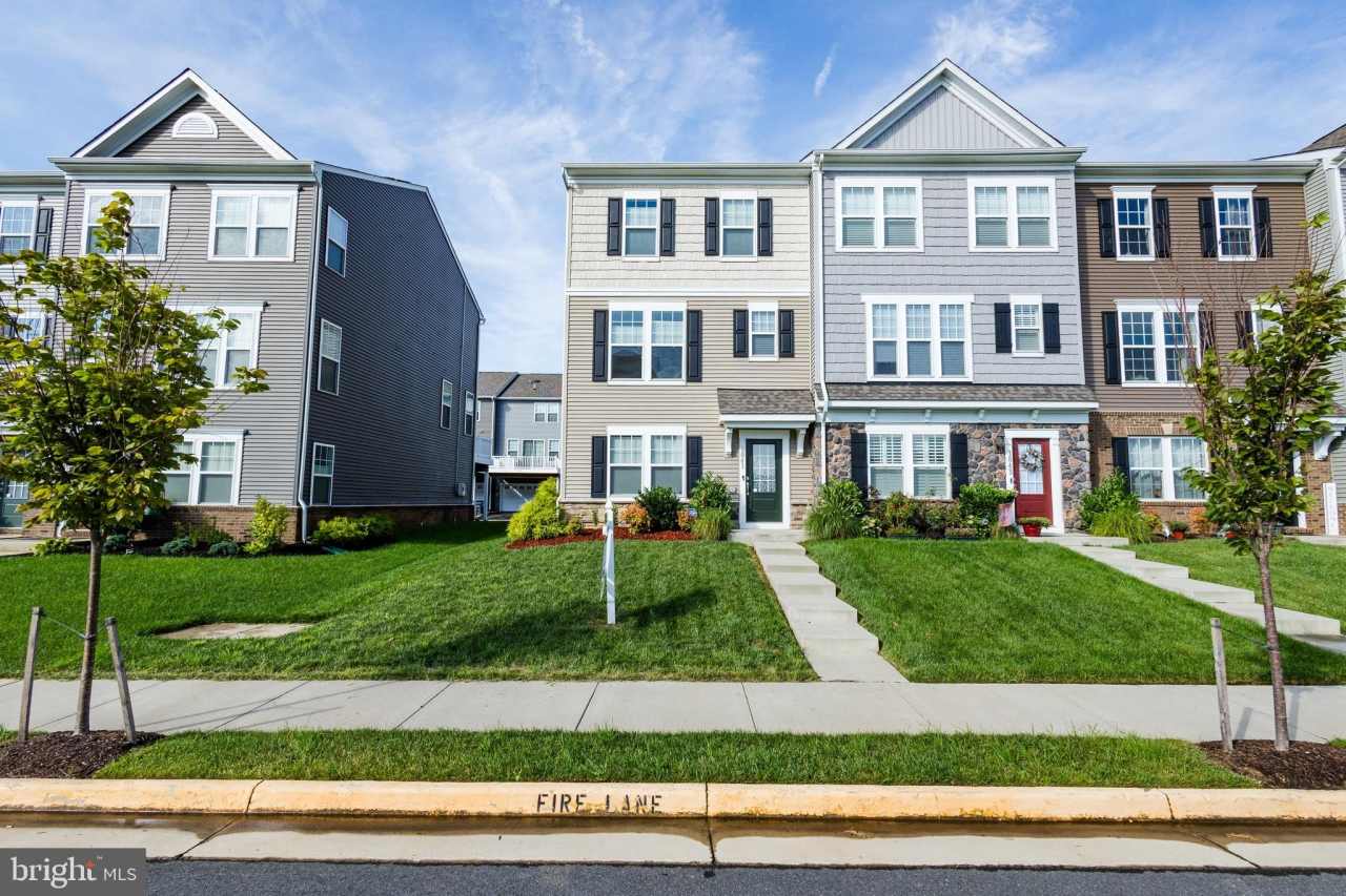 1841 SAG HARBOR LANE