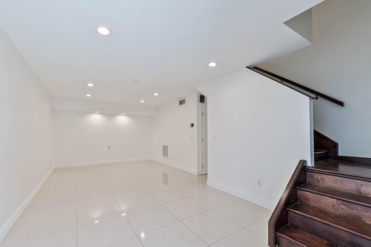 4576 Southwest 139th Court