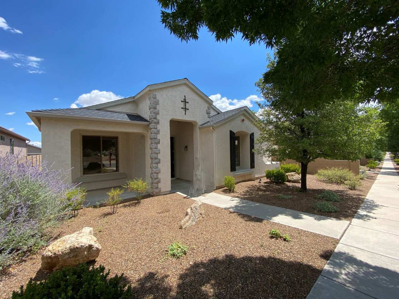 APPLY NOW - 1009 Cloud Cliff Pass