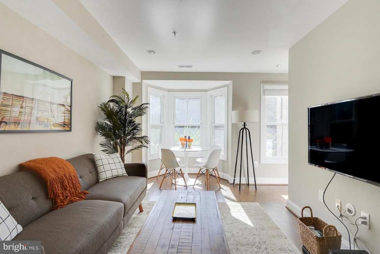1823 S Street NW unit: 3