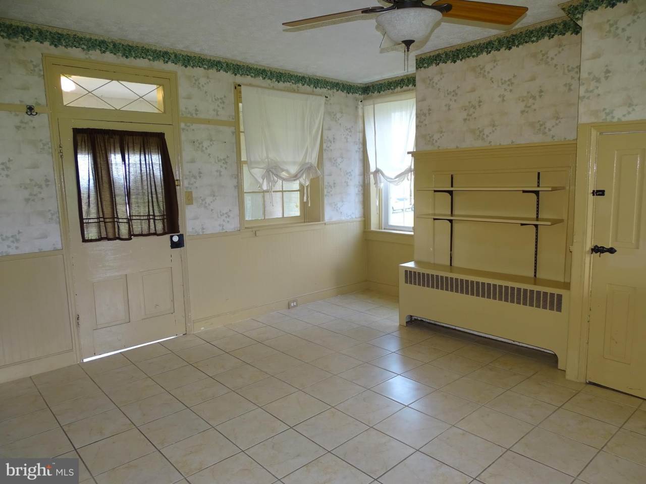 1410 GILLAN DRIVE