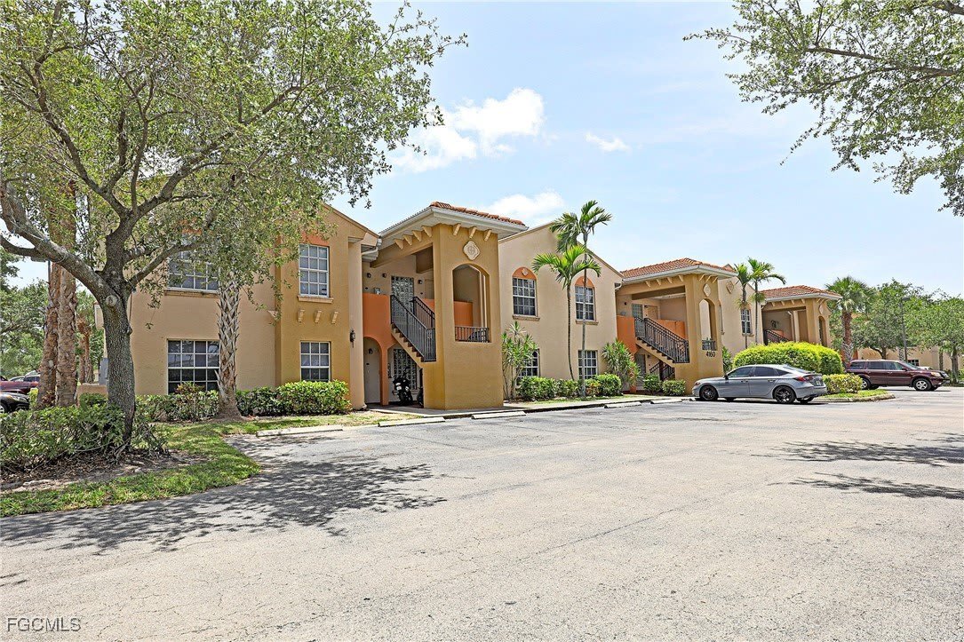 4160 Castilla Circle unit: 202