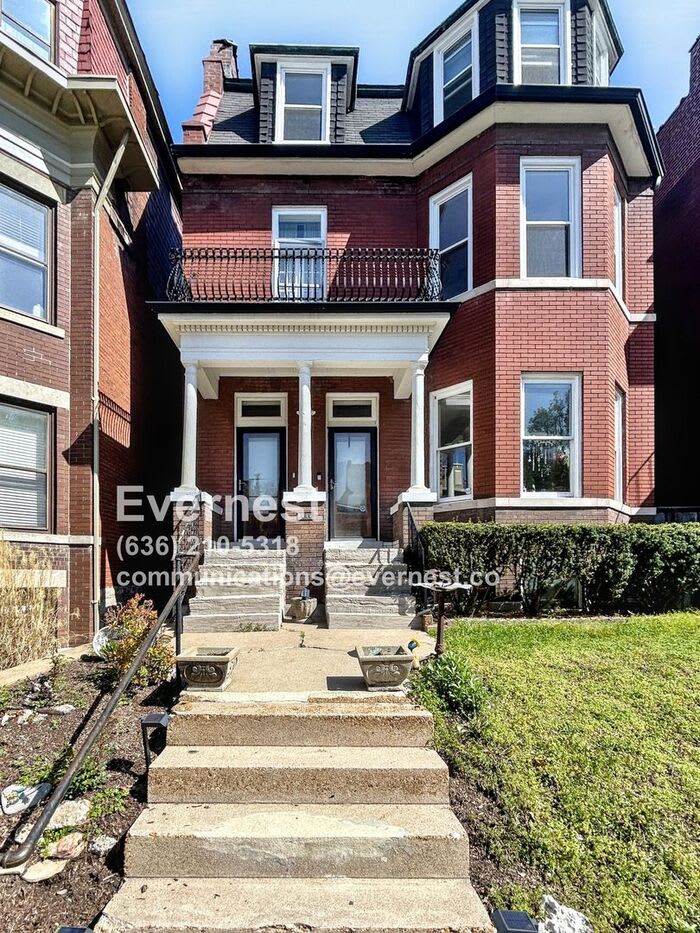 3449 Crittenden Street