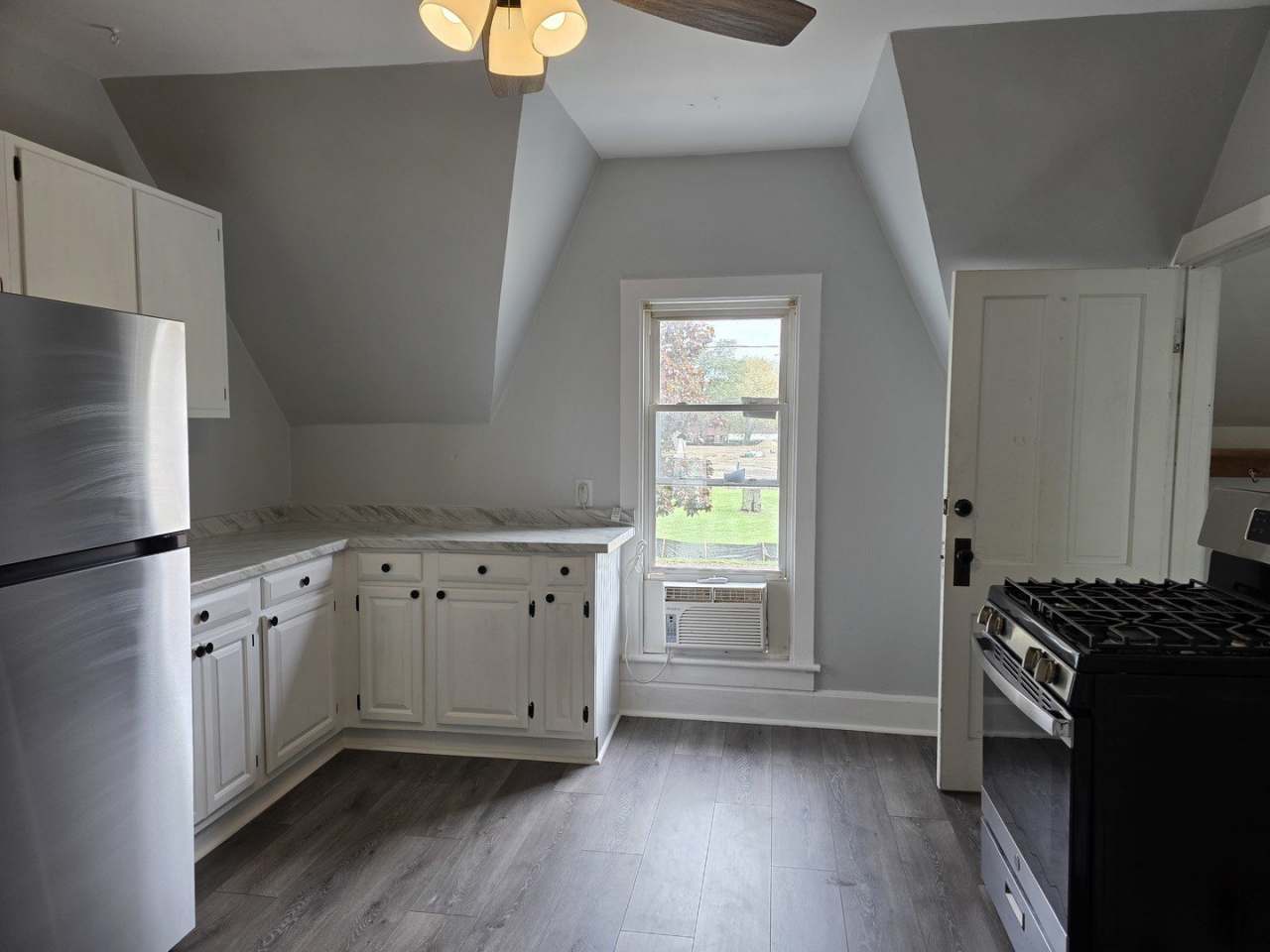 14 Lincoln Parkway unit: 2