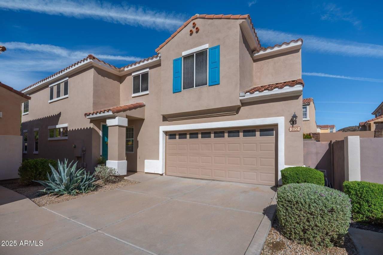 322 W MOUNTAIN SAGE Drive