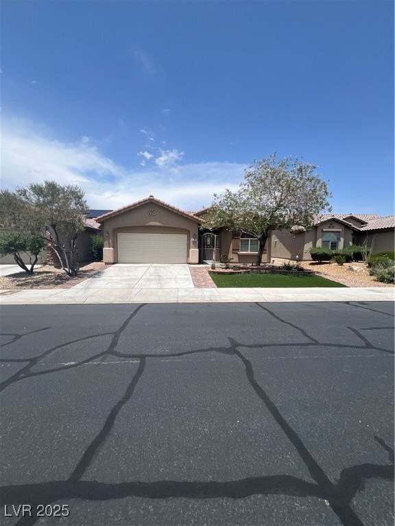 6092 Fox Creek Avenue