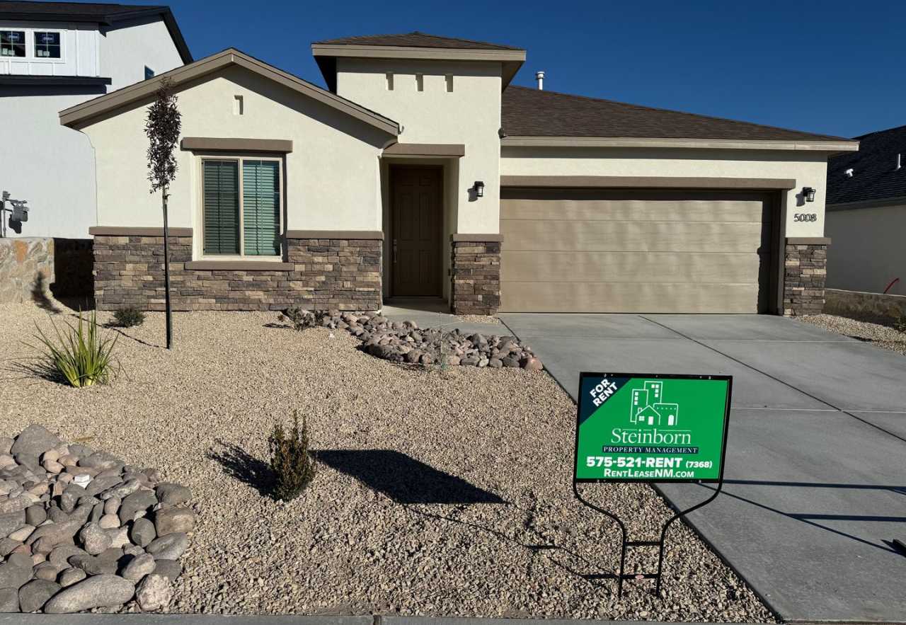 5008 Sand Stream Rd – Beautiful 4 Bedroom Home in Las Cruces!