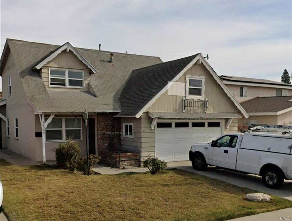 19026 Grayland Avenue