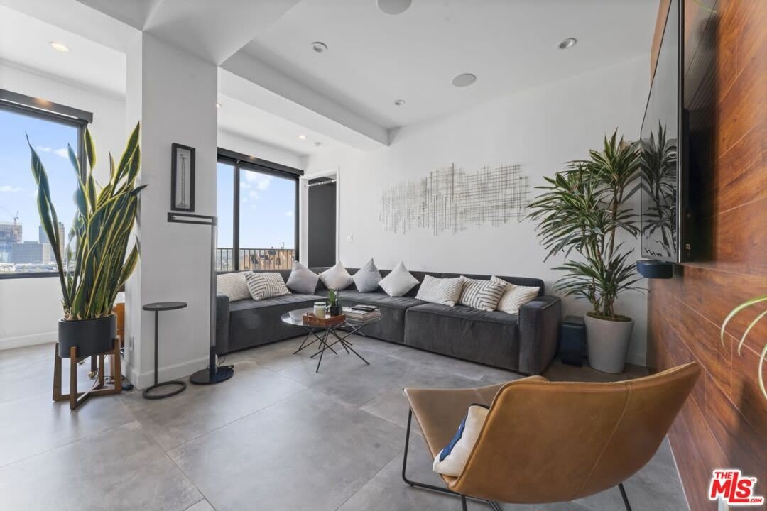 10501 Wilshire Blvd unit: 1905