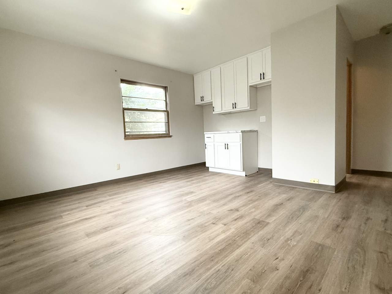 1001 S Brooks St - 2