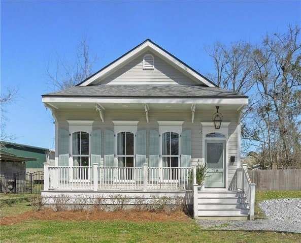 710 W 25TH Avenue