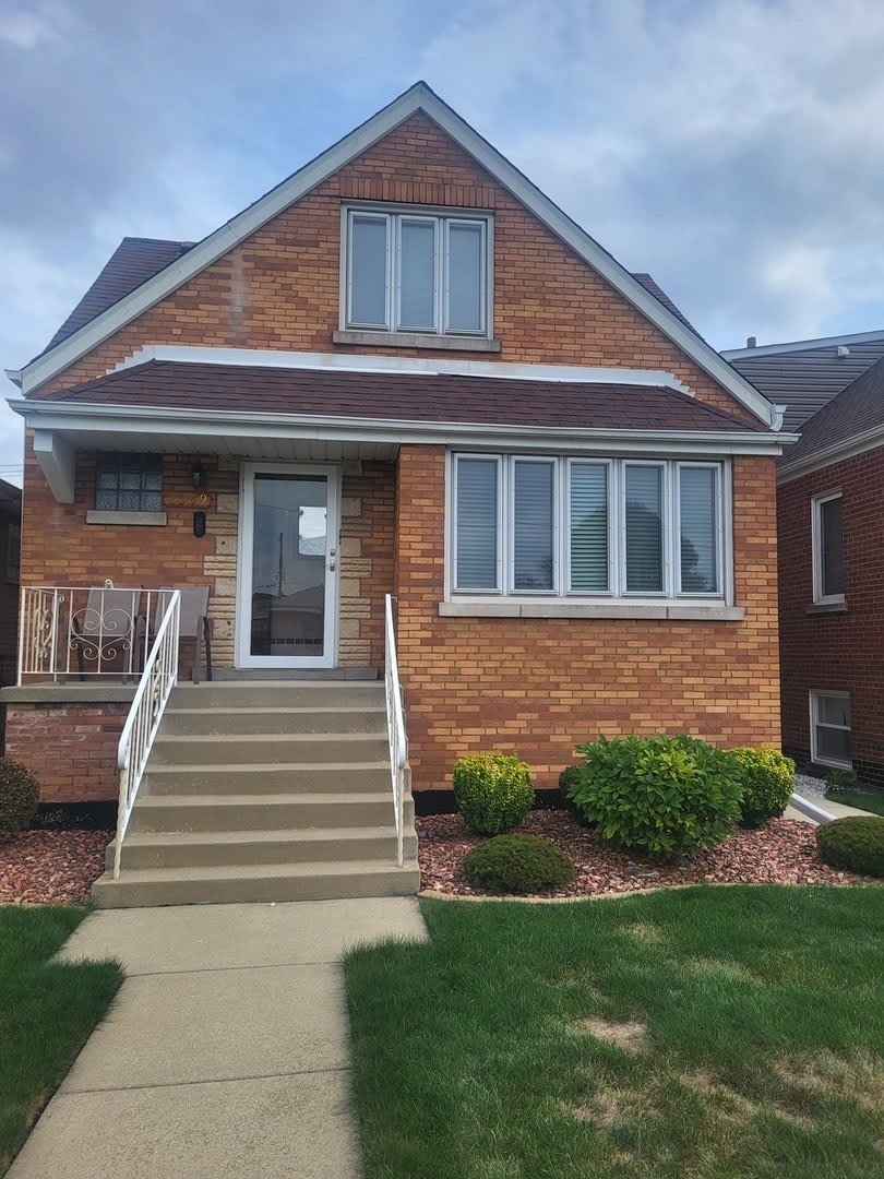 5549 S Meade Avenue unit: 2