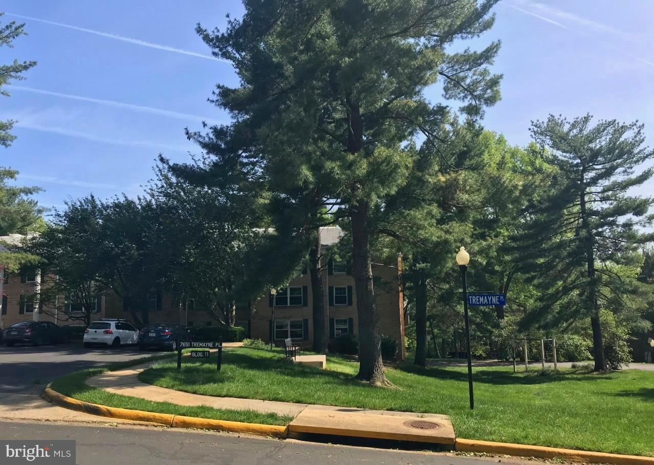 7651 TREMAYNE Place unit: 202