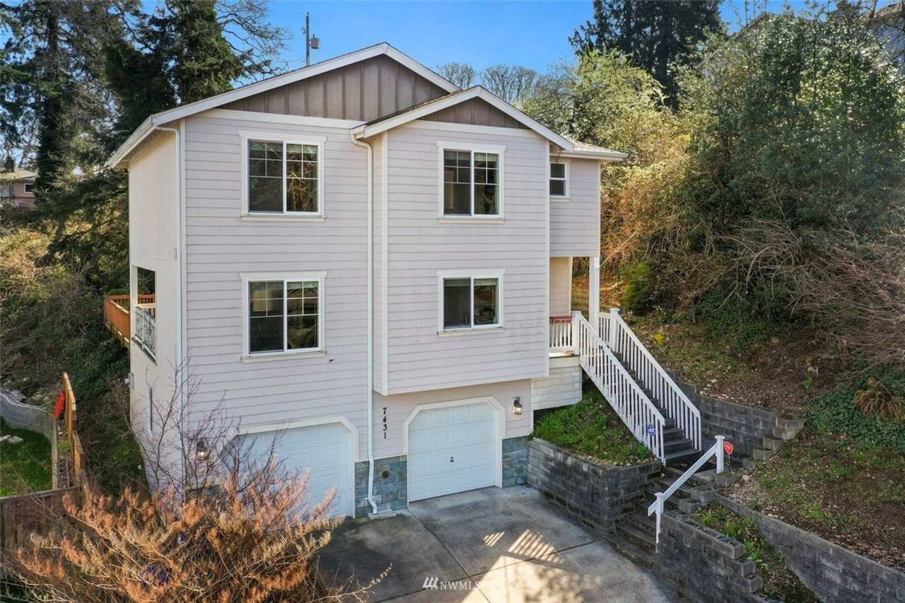 Stunning Oversized Home with Peek-a-Boo Olympic Views