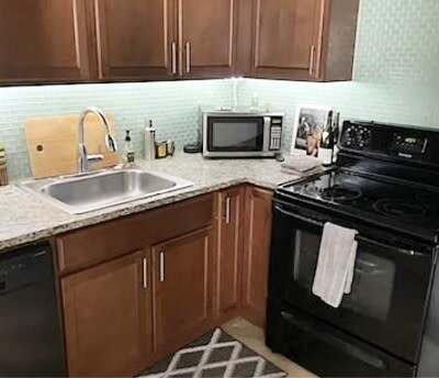 7626-7632 N Milwaukee Ave