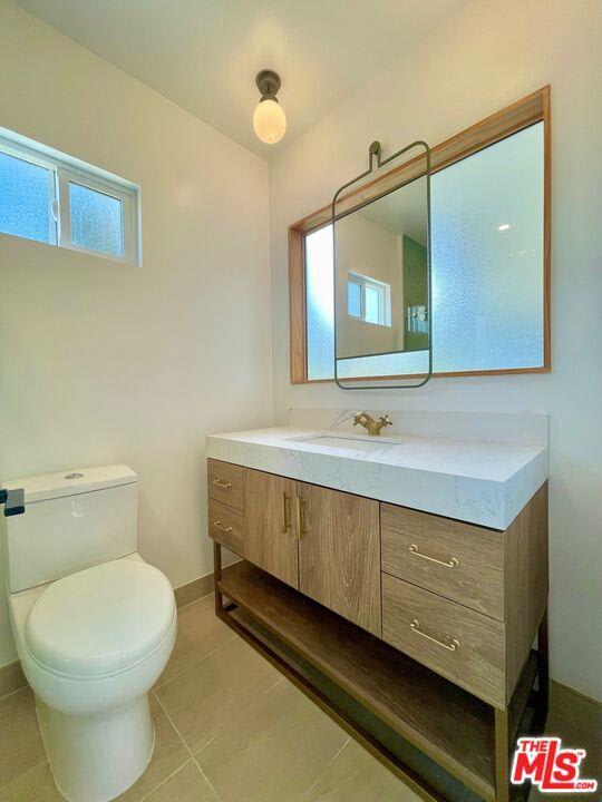 953 East Brett Street