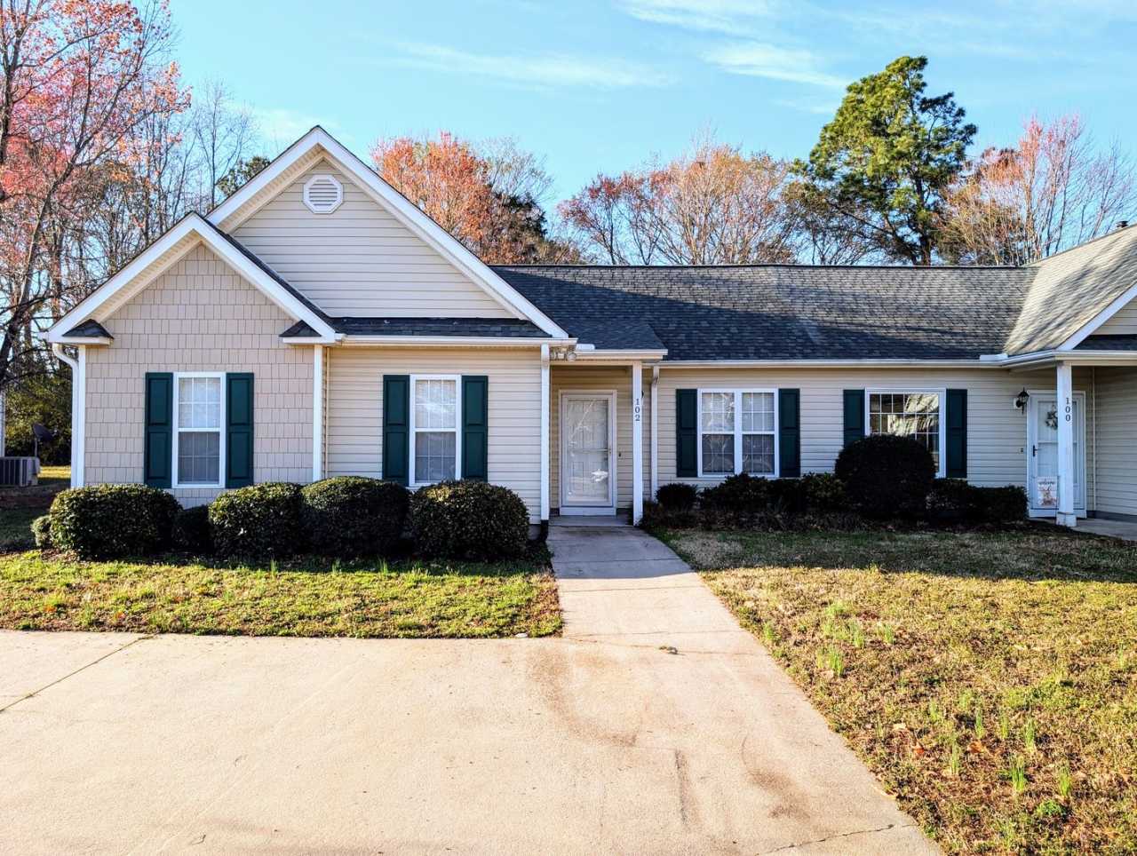 3 Bedroom Near Downtown Youngsville!