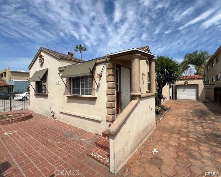 14717 Victory Boulevard