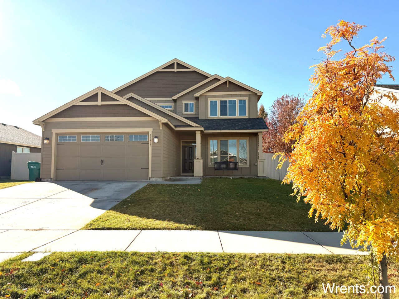 NEW Listing!! Beautiful home in Airway Heights 4 bed 2.5 bath