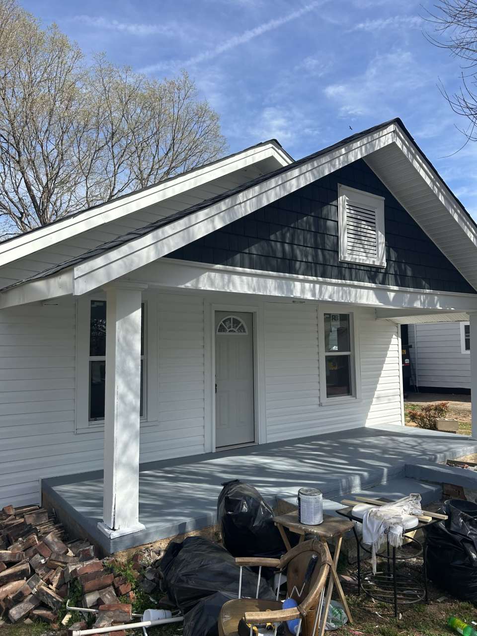 301 North Davis Avenue