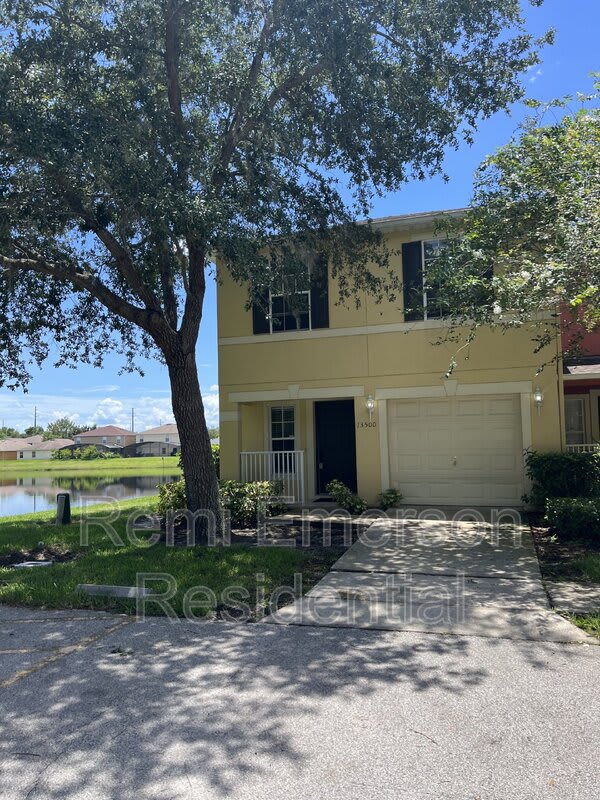 13500 Applerose Lane