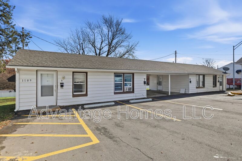 1015 N Scott Avenue #104