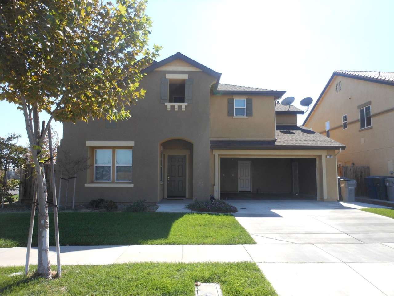 REDUCED!!REDUCED!! Huge 5 Bedroom 3 Bath Home Close to Pacheco High School!