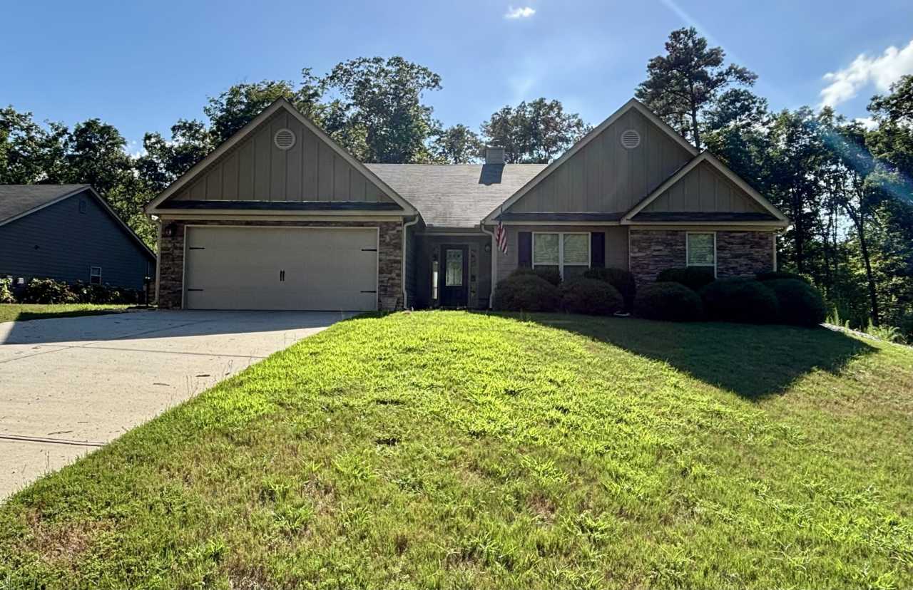 140 Rolling Oaks Lane