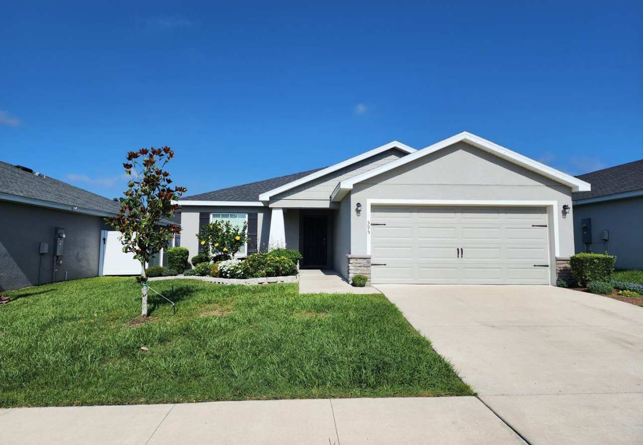 4-Bedroom, 2-Bathroom in Winter Haven