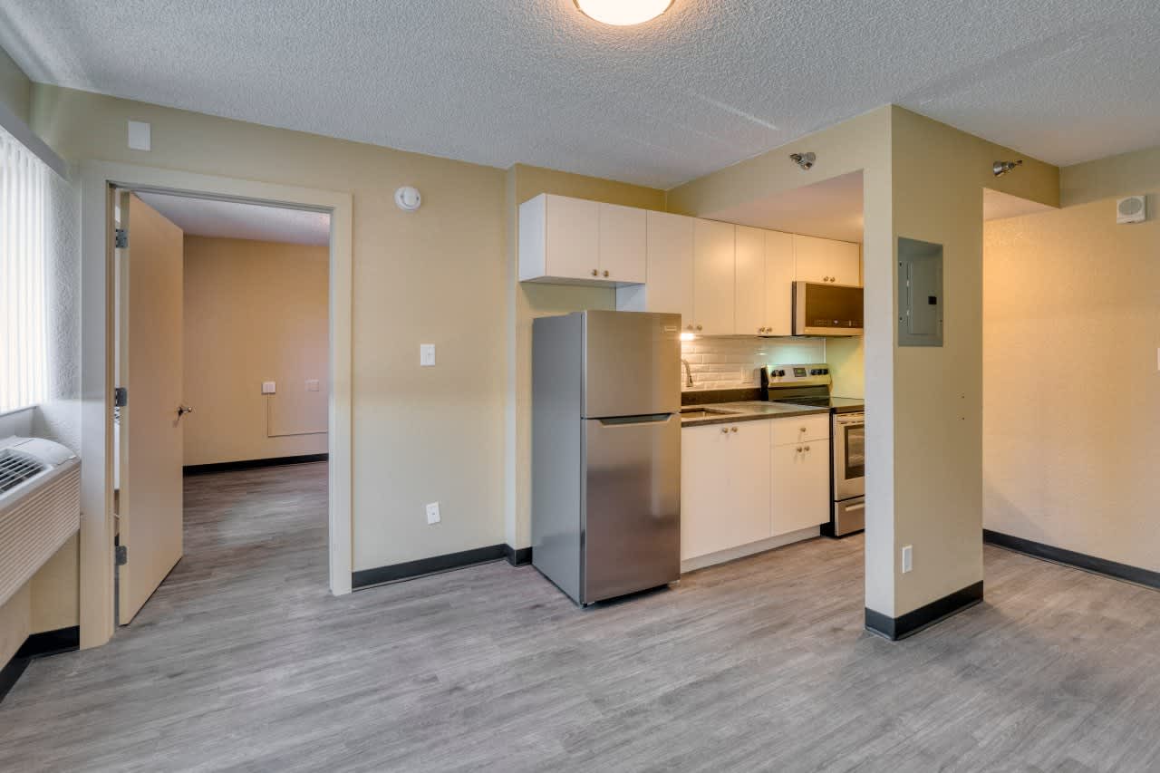 Tabor Lake Apartments