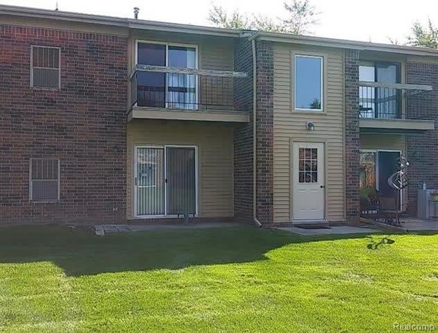 34653 Clarkson Drive E