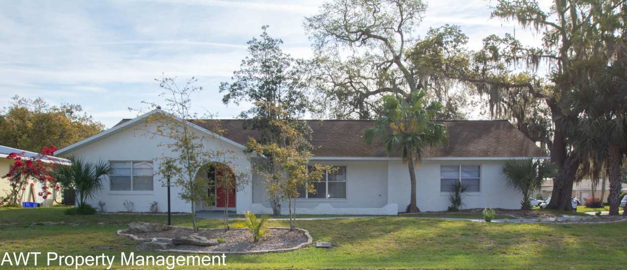 Long Term, Fully Furnished Rental in the Heart of Palm Coast