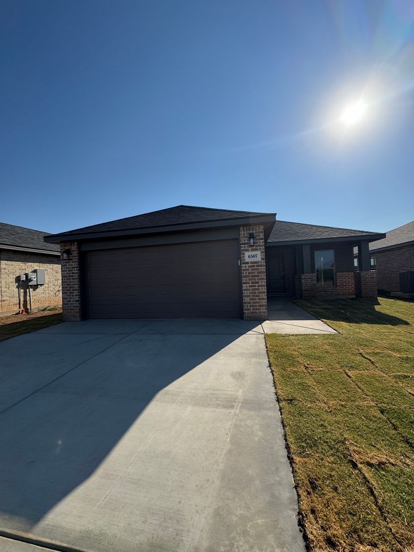 Brand Newer Construction 3/2/2