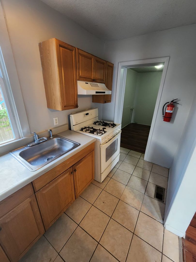 2 Bedroom House- Ready for move in!