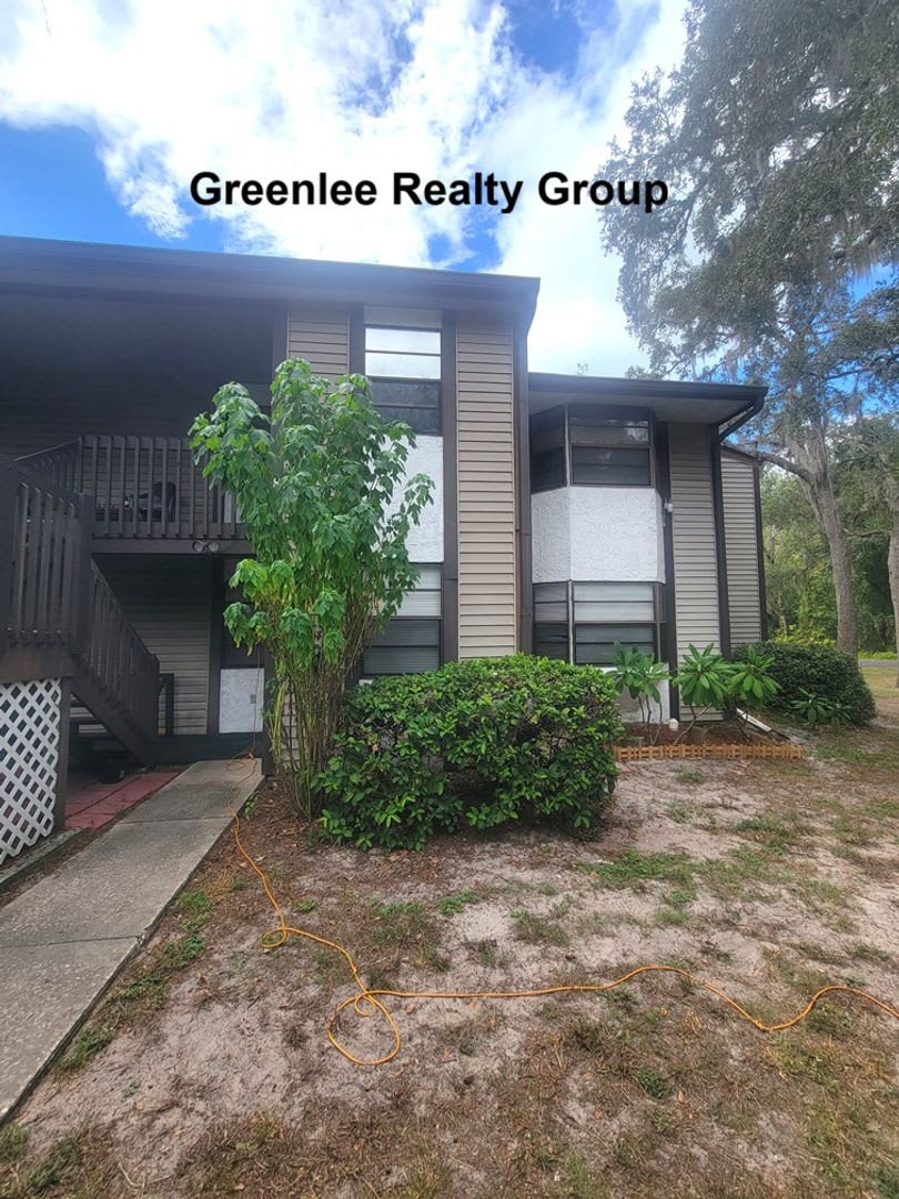 Don’t Miss This Spacious 3 Bedroom / 2 Bath Condo in Baywood Meadows!