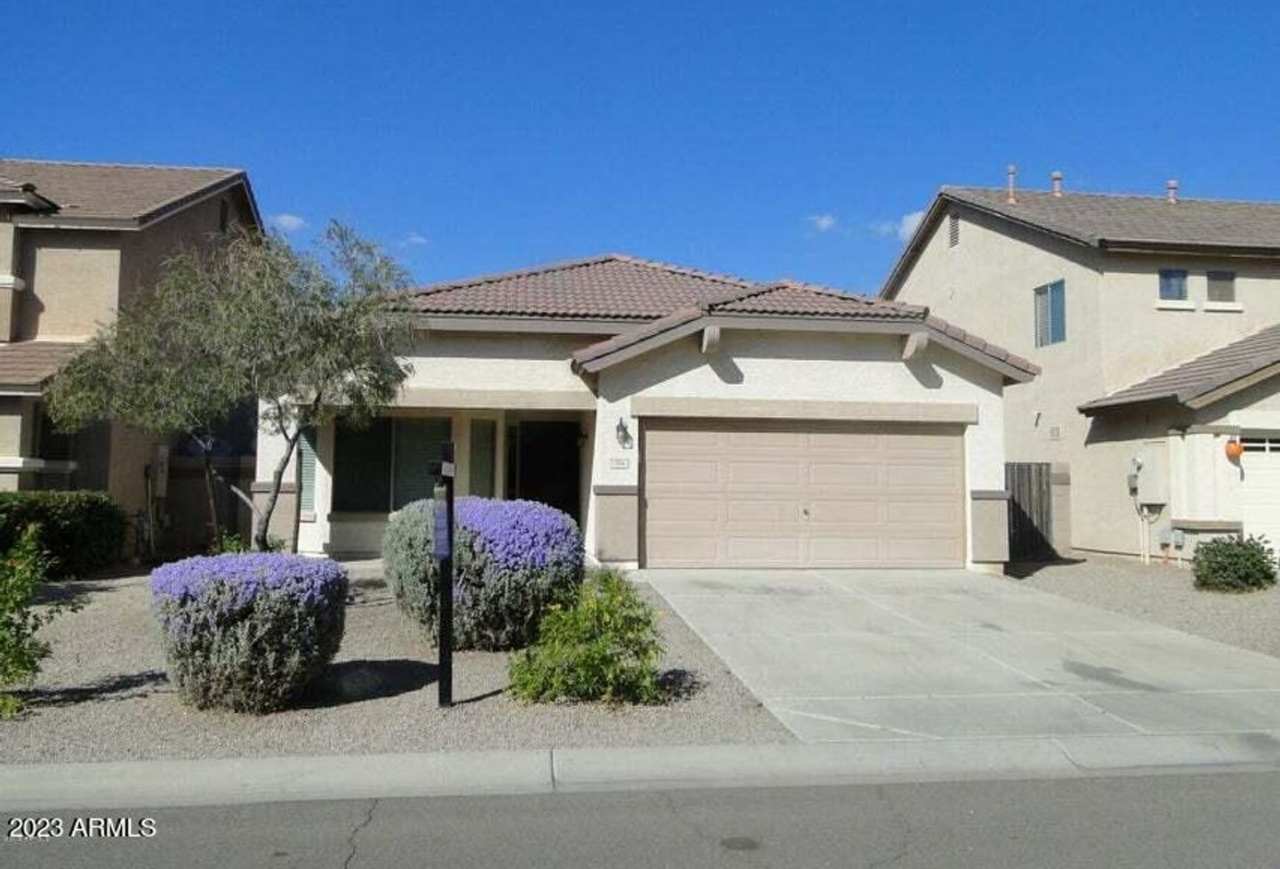 Great Home in Pecan Creek North!