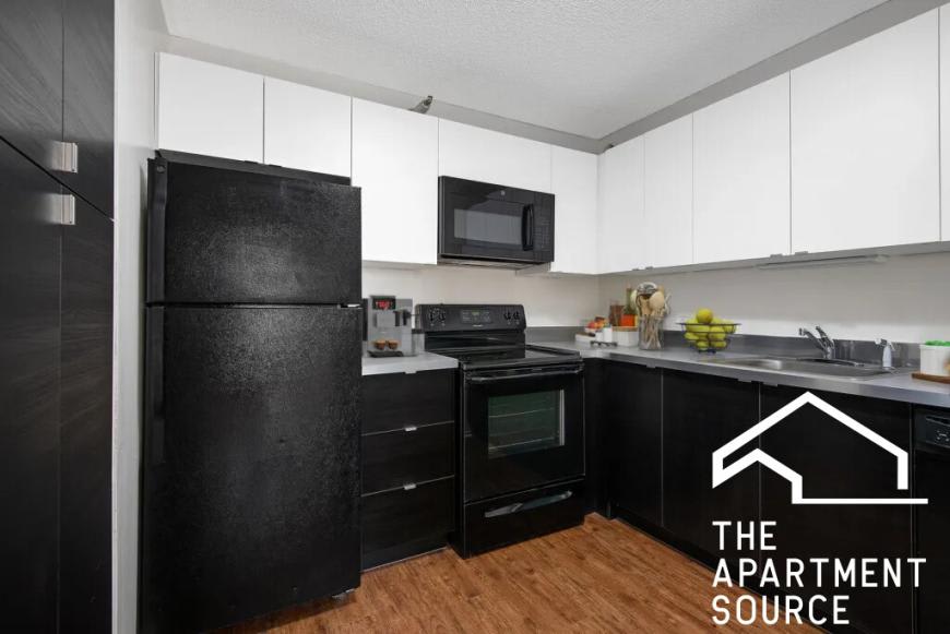 1000 North La Salle Dr.