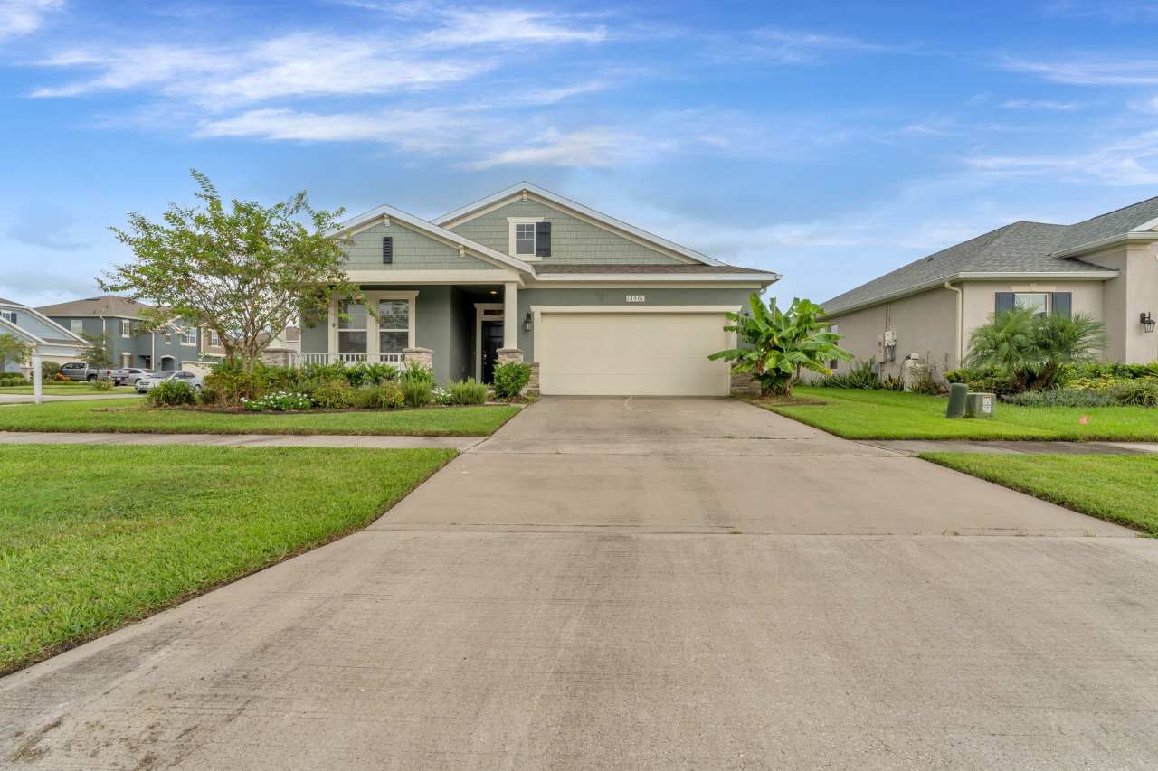 13501 Silver Strand Falls