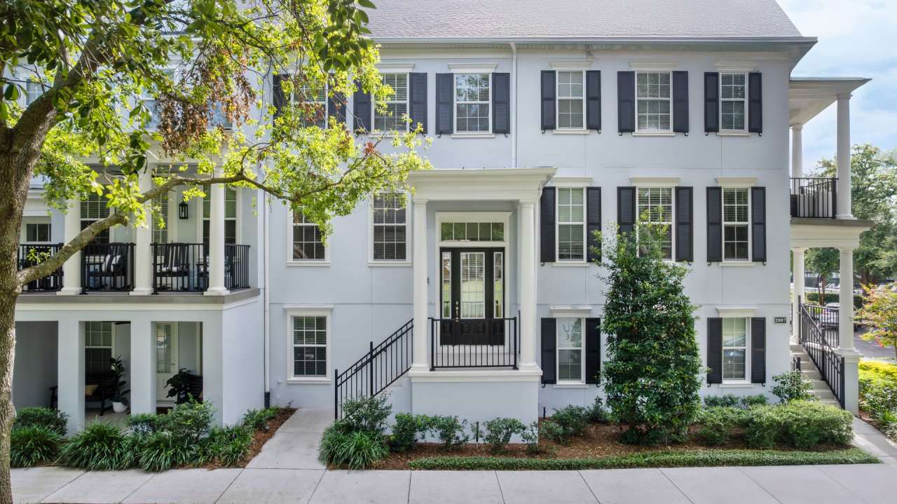 3-story, 3/3.5, updated, townhome in the heart of Baldwin Park!