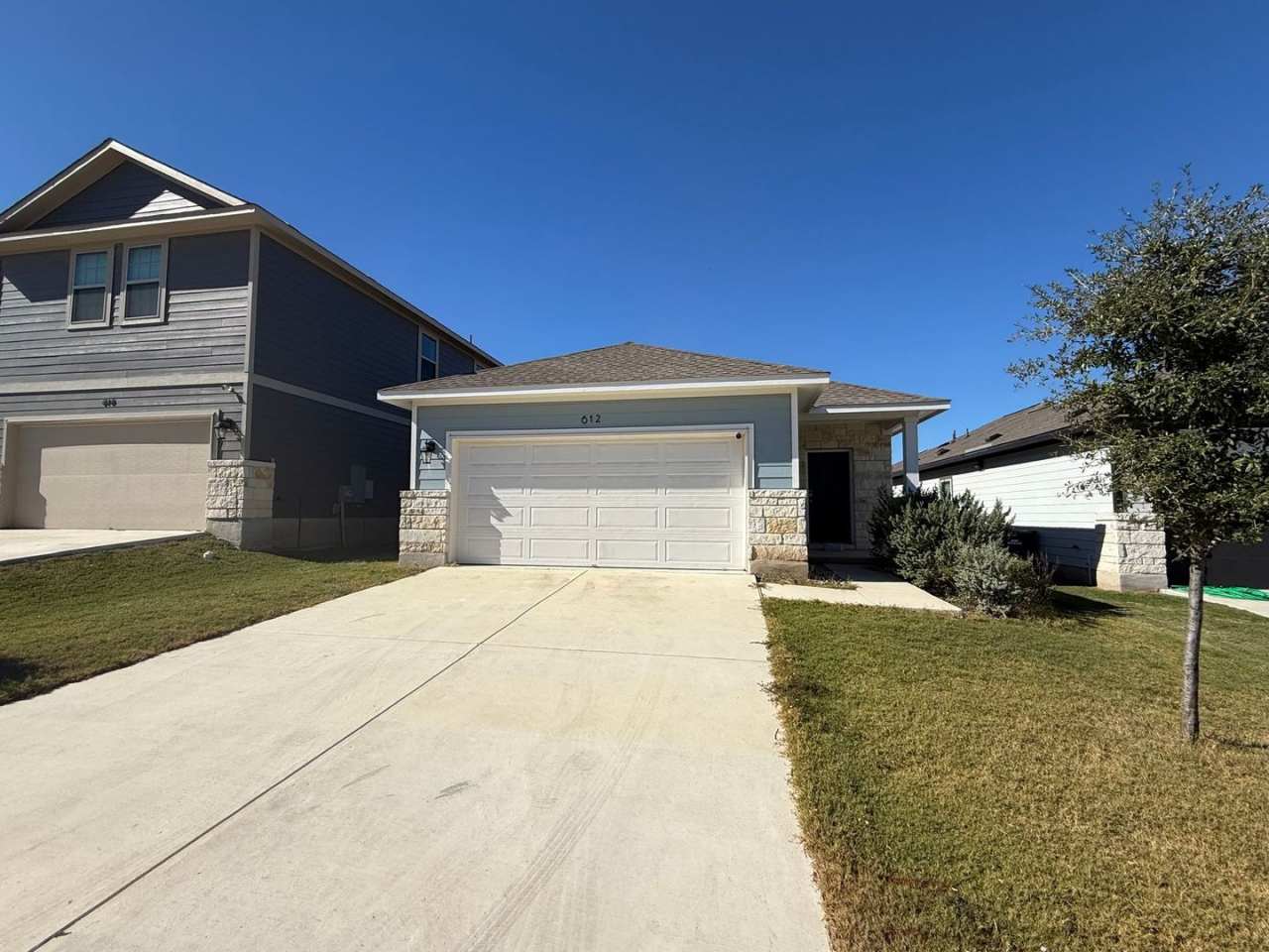 4-bedroom 2-bathroom house for rent! HOUSING ACCEPTED!