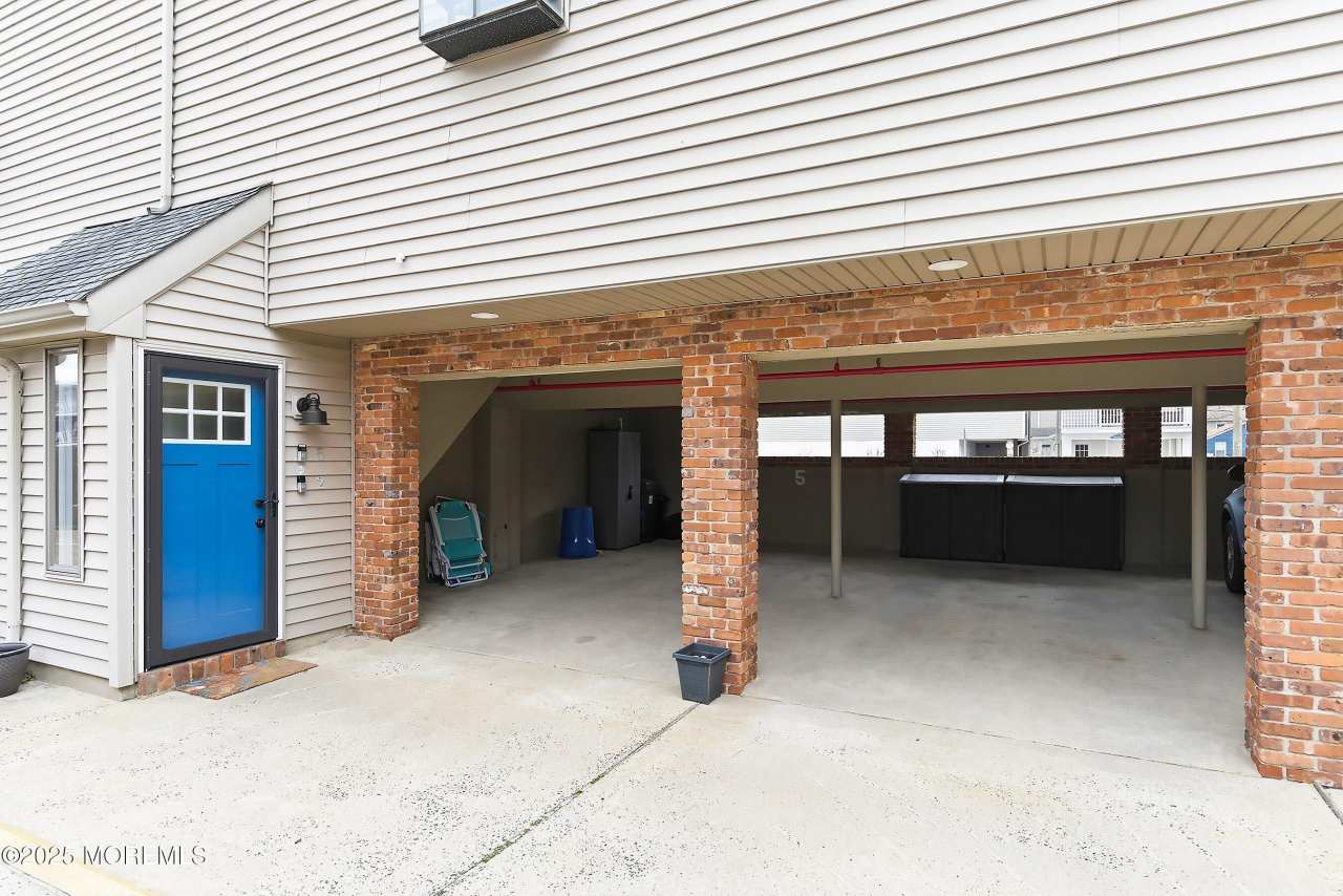 132 Sampson Avenue unit: 2