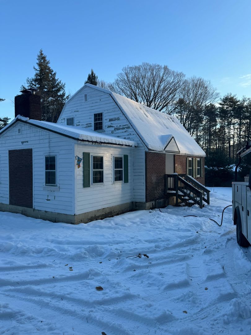 Cozy Two Story Home with Two Bathrooms