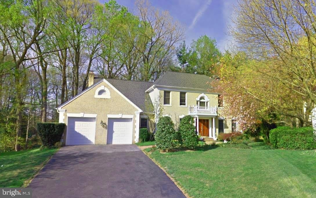 2 ROYAL DOMINION Court