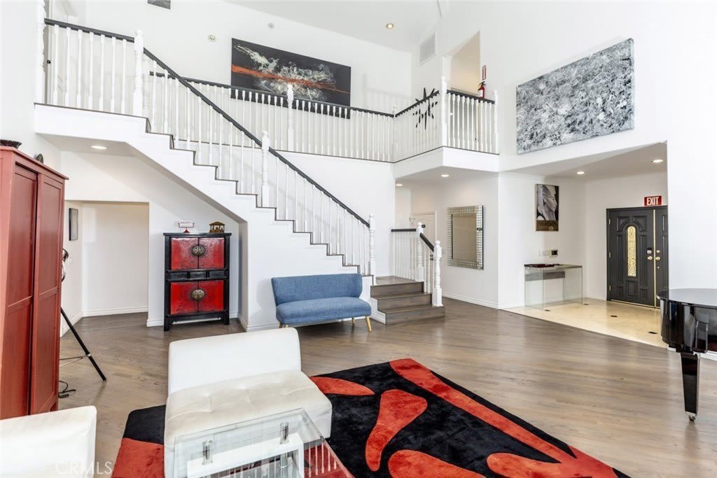 4343 Shadyglade Avenue