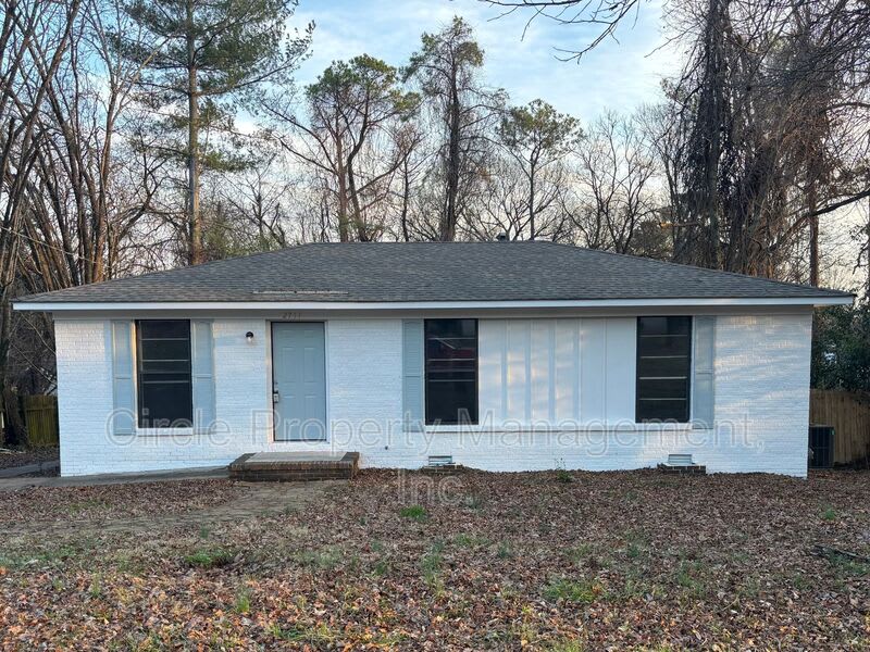 2711 Monticello Drive NW