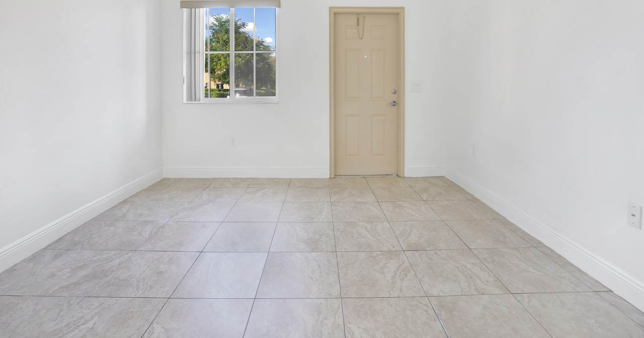 18170 NW 59th Ave, 202