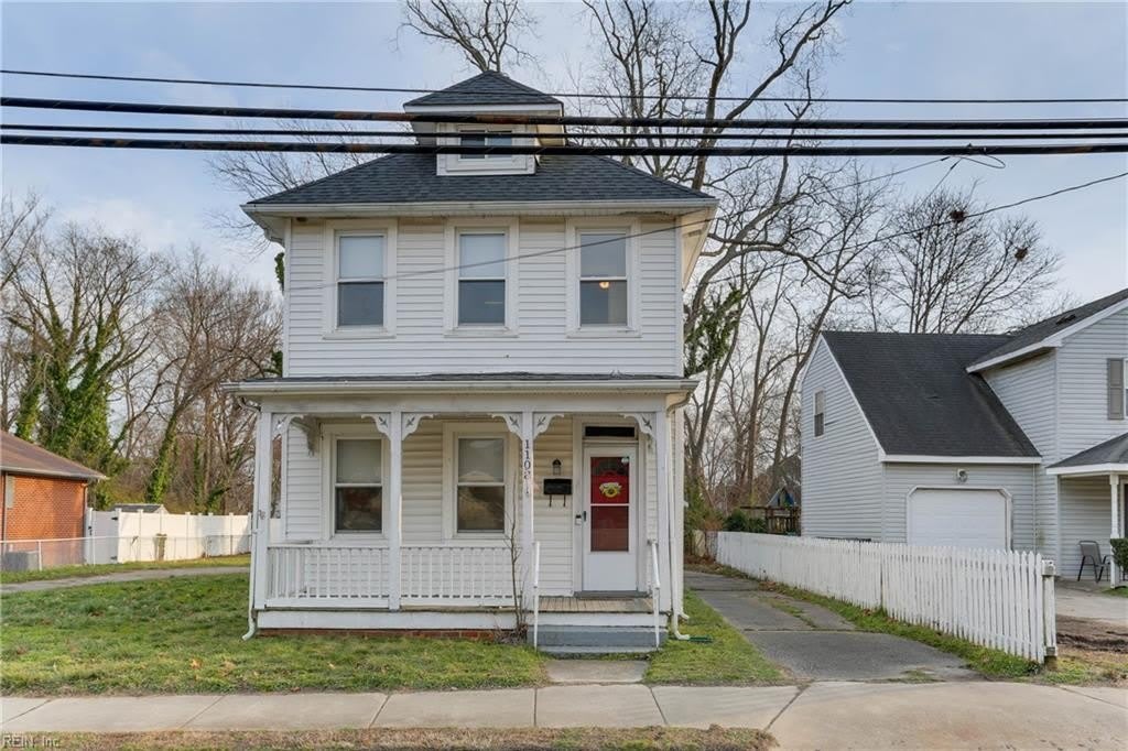 1108 E Pembroke Avenue