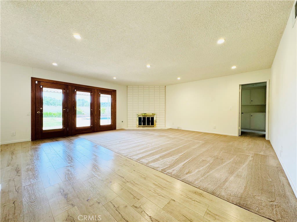 24124 Highlander Road