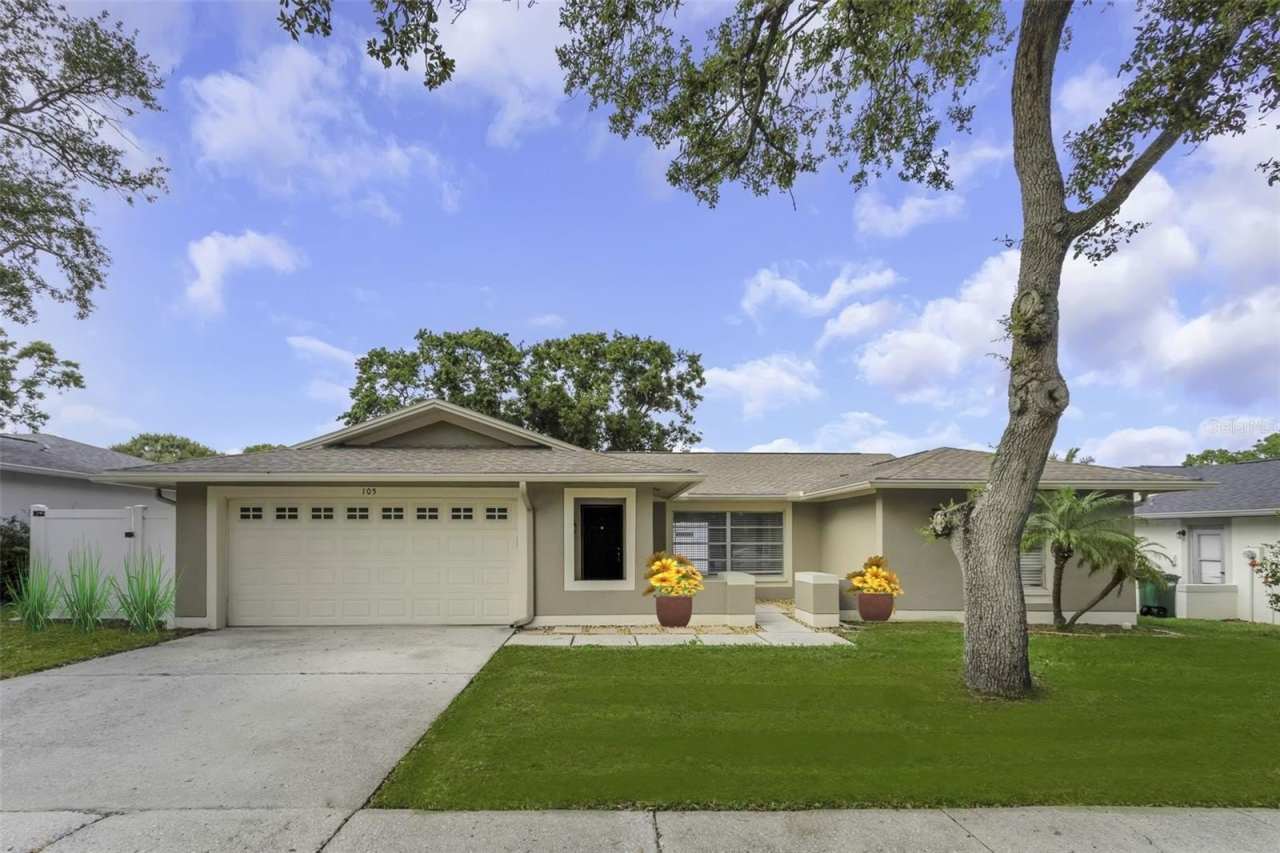 105 TIMBERVIEW DRIVE